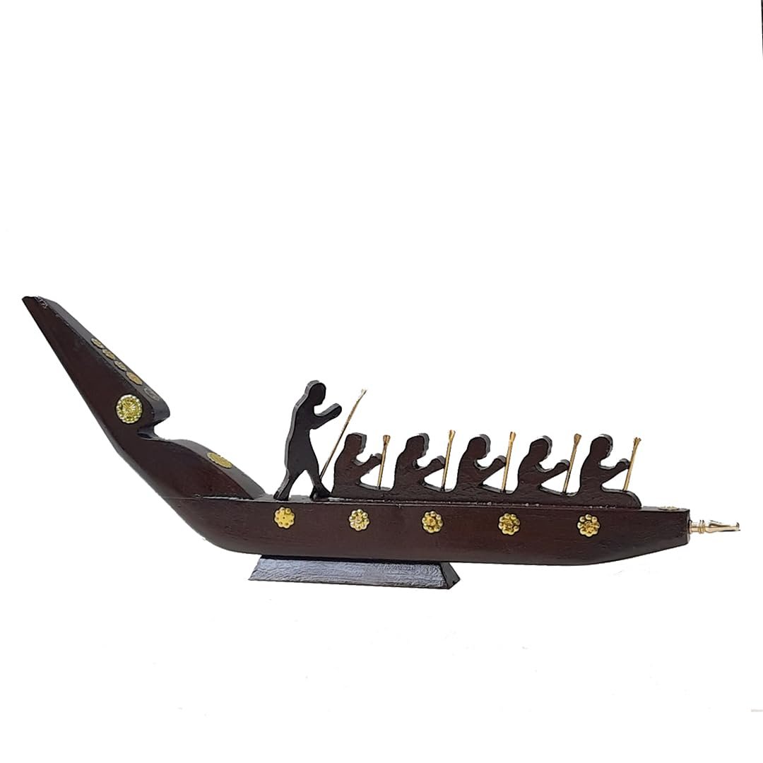 This Miniature Wooden Model of Chundan vallam/Snake Boats with Rowers with a Length of 18 inch is from tip of The Boat to Tail end with 6 Rowers/Oarsmen